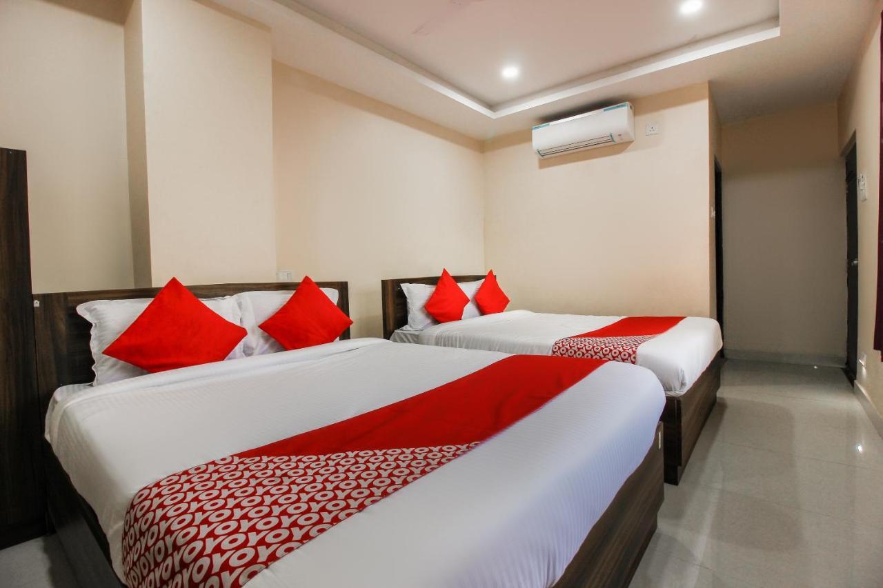 Oyo 66942 Venus Residency Hotel Lalaguda Bagian luar foto
