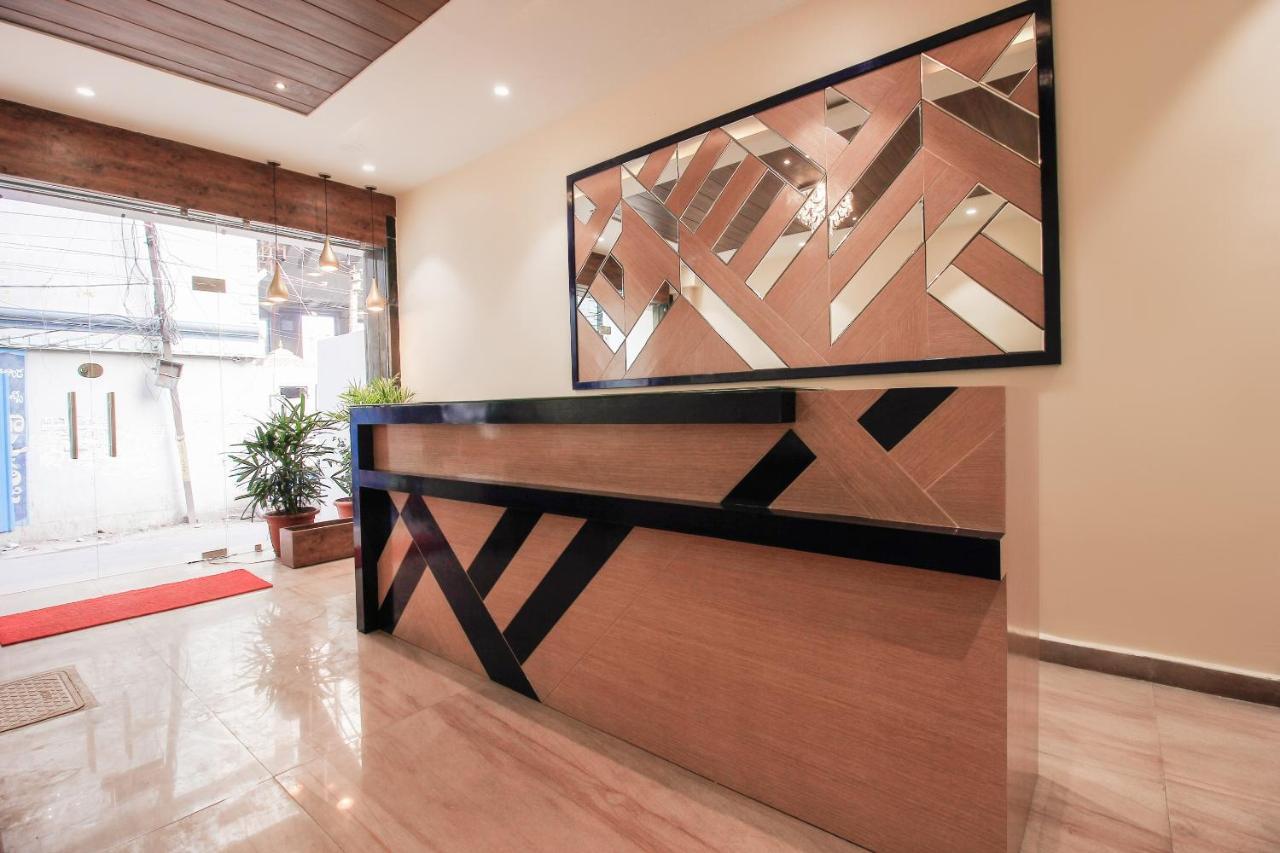 Oyo 66942 Venus Residency Hotel Lalaguda Bagian luar foto