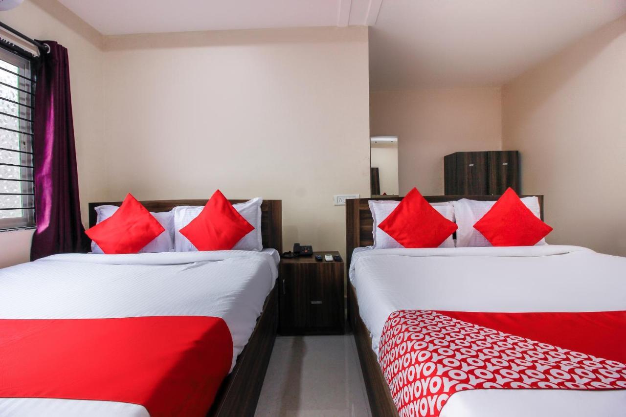 Oyo 66942 Venus Residency Hotel Lalaguda Bagian luar foto